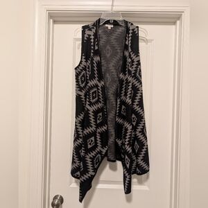 Black and Gray Patterned Women's Sweater Vest